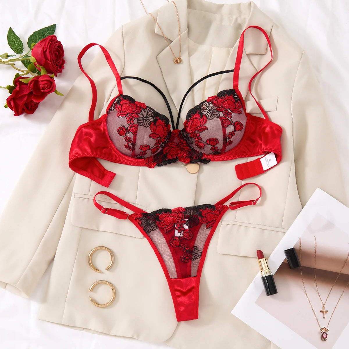Two-piece embroidered bra set - Women's lingerie set